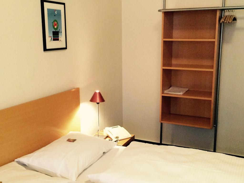 Hotel Am Rathaus Freiburg im Breisgau Ngoại thất bức ảnh