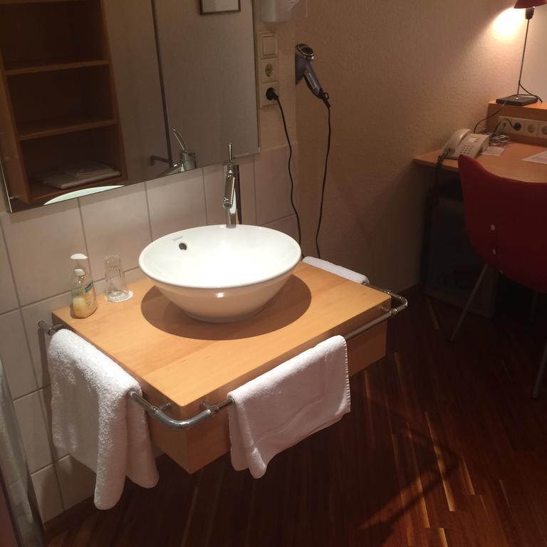 Hotel Am Rathaus Freiburg im Breisgau Ngoại thất bức ảnh